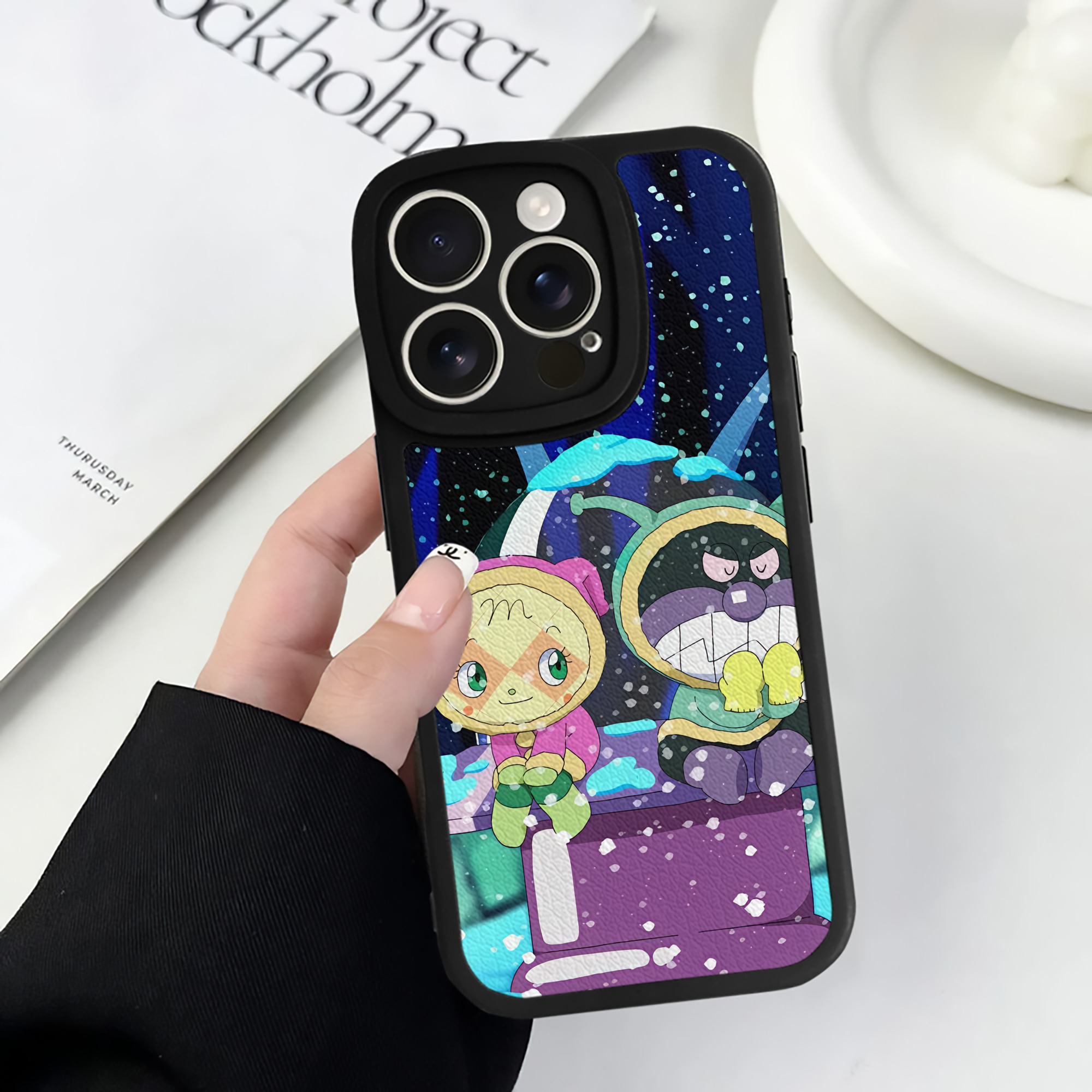 （画像用） アンパンマン Anpanman 【iPhone 16シリーズ対応】シリコンスマホケース（レザー調） 材質：シリコン